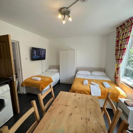Lovely Budget Rooms In Camden - Kings Cross London Exterior photo